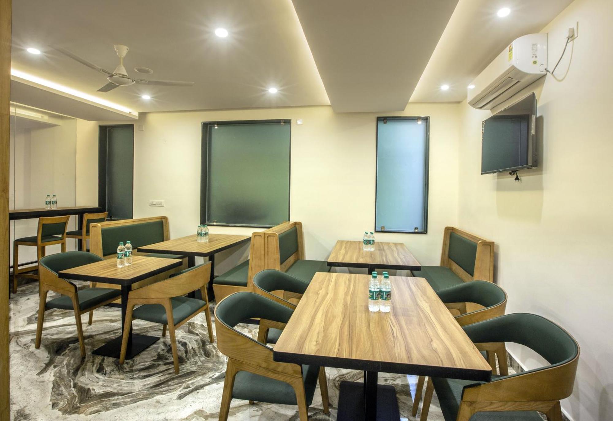 Hotel Sterling Plaza- Bangalore International Airport Dod Jala Εξωτερικό φωτογραφία