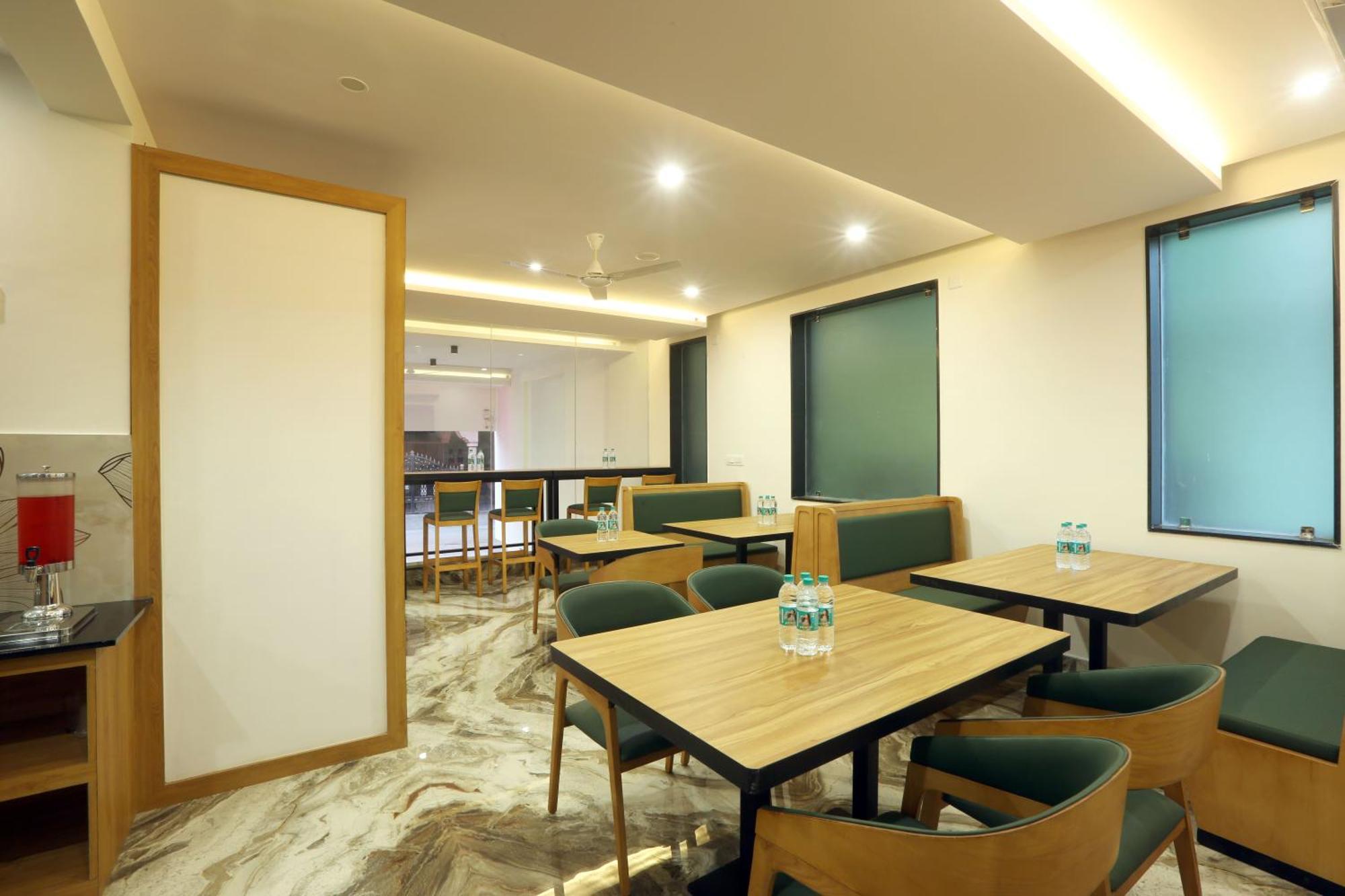 Hotel Sterling Plaza- Bangalore International Airport Dod Jala Εξωτερικό φωτογραφία