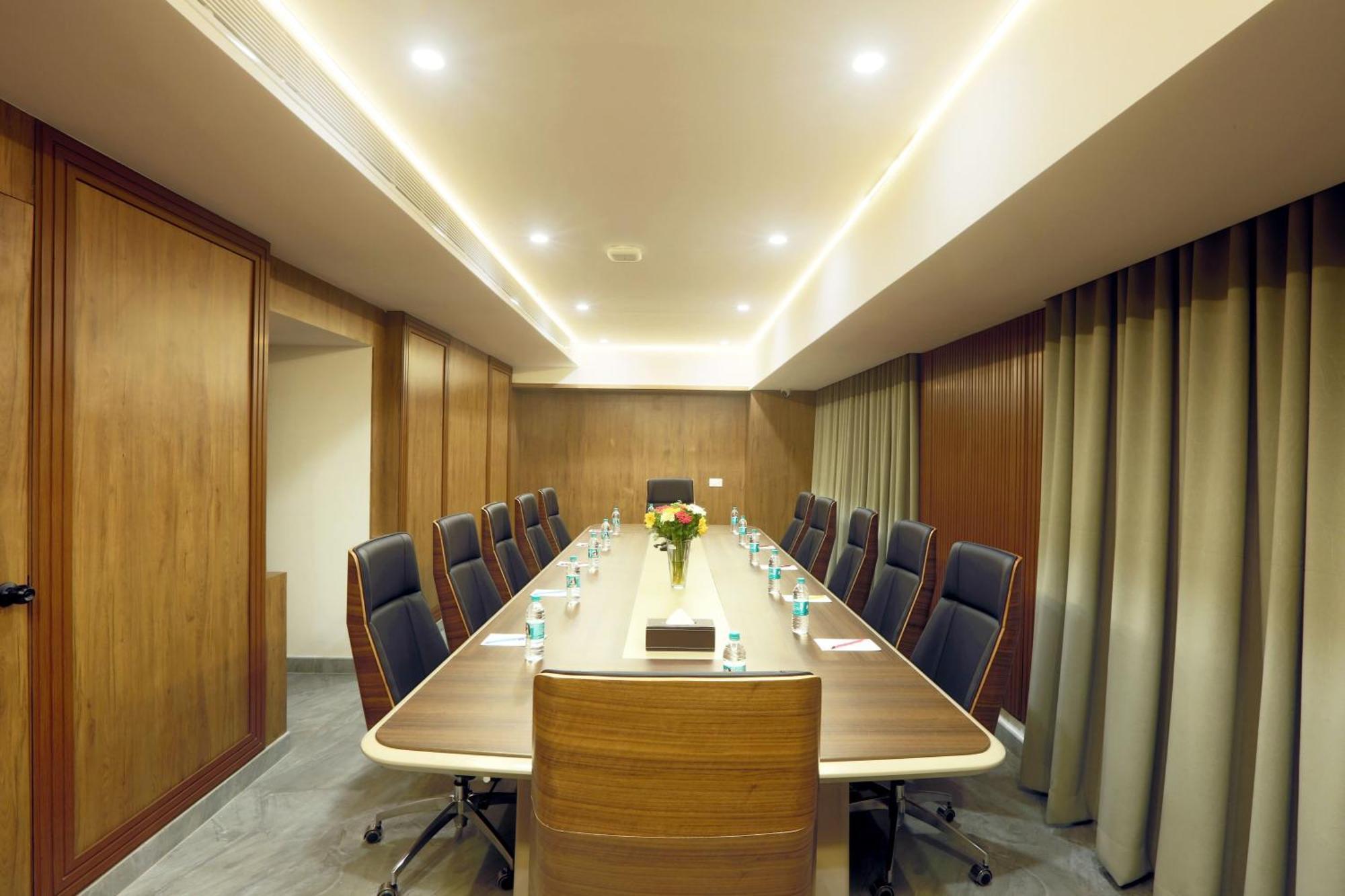 Hotel Sterling Plaza- Bangalore International Airport Dod Jala Εξωτερικό φωτογραφία